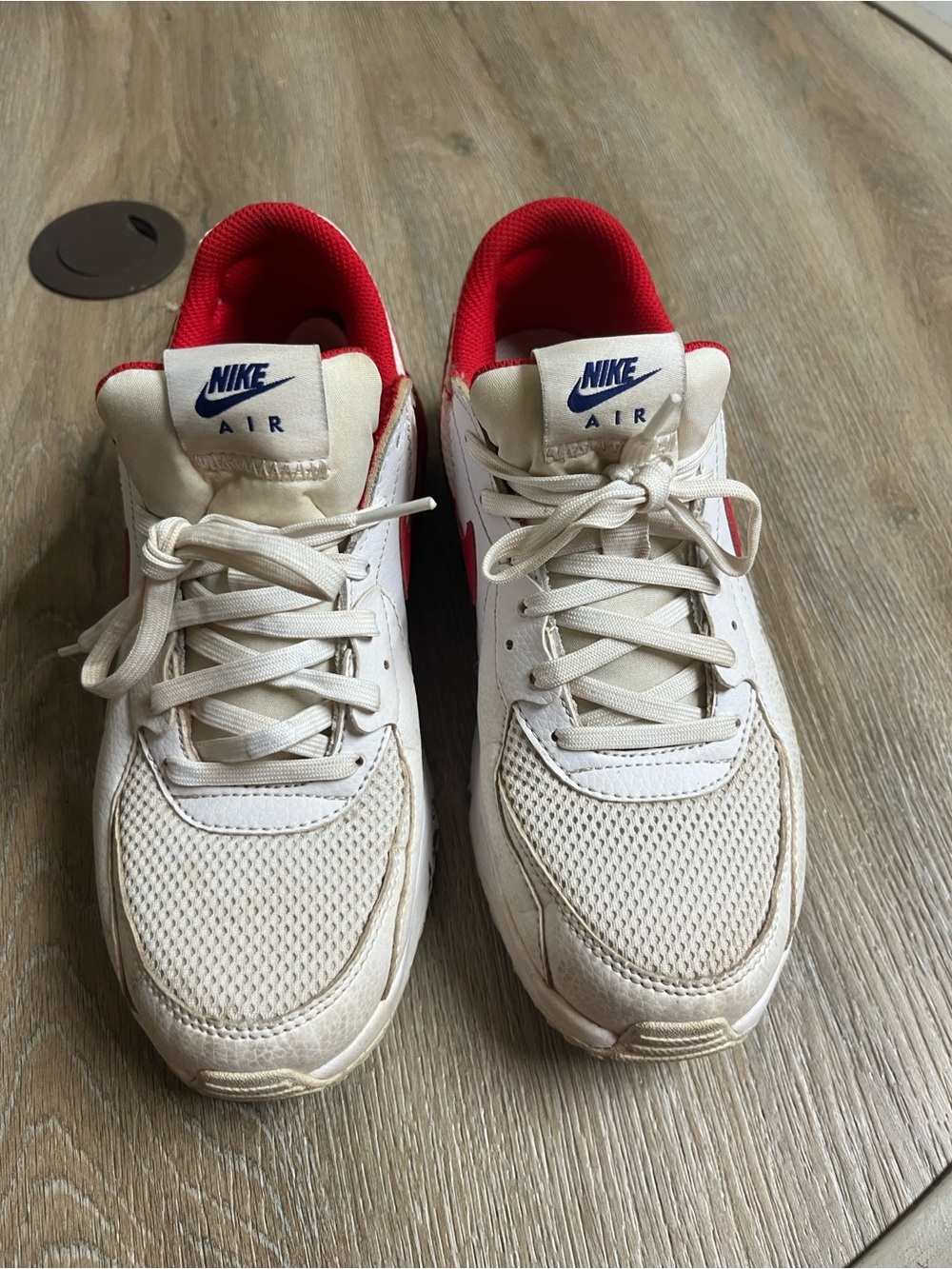 Nike Men's White and Red Air Max Running Sneakers